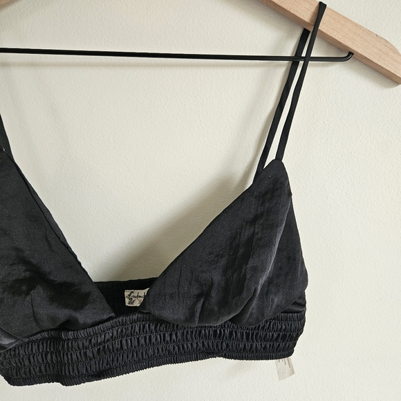 Free People Black Triangle Pullover Bra Bralette - Picture 3 of 7
